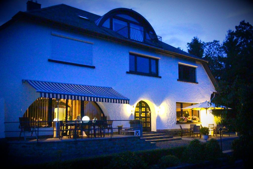 Hotel Les Alisiers Nadrin Esterno foto
