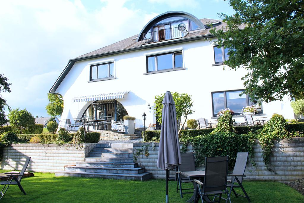 Hotel Les Alisiers Nadrin Esterno foto